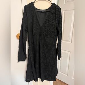 Cider Elegant Black V-Neck Tunic